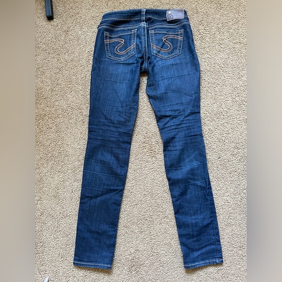 Silver Jeans - Picture 3 of 4